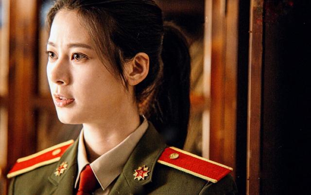 出道就演女主，搭档王一博惹人艳羡，22岁的她有什么来头？