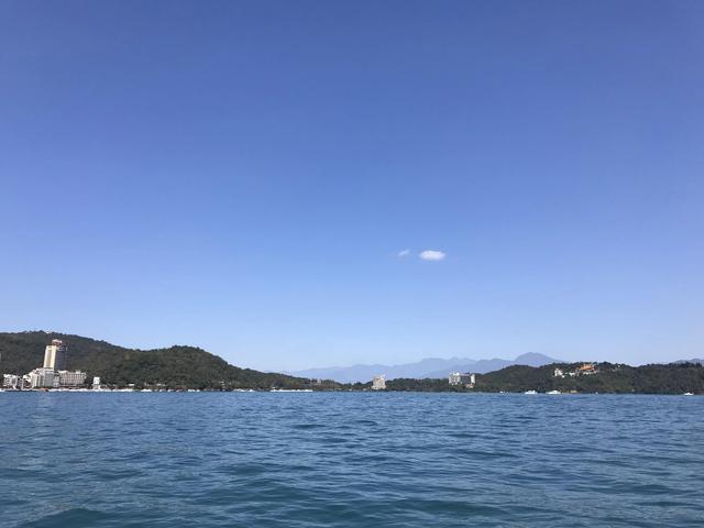 美丽的日月潭