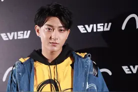 52岁！黄子韬父亲去世，曾是龙韬娱乐老板，公司出过多款影视剧图片