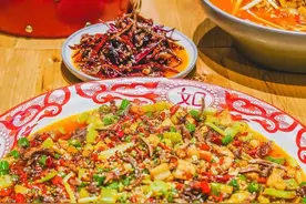 太原体育路！1米大盘子装的都是“辣”，夜宵也有吃辣的地方图片