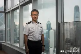 黑帮火拼竟飞车闯警署！港警“一哥”震怒，带队扫黑4天抓近300人图片