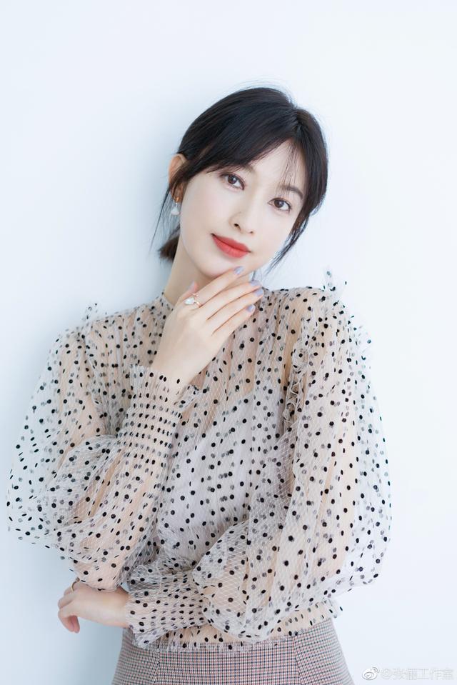 11款减龄又时尚的轻熟风发型,美出新高度(长脸剪短发图片女) - 冷求网