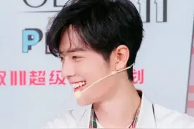 肖战：愿你的笑温暖岁月的同时也不要忘了温暖自己图片