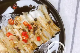 乐活家常菜系列十期，凉拌白茄子，减脂素食酸爽可口，孩子超爱吃图片