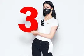 河南姑娘代表中国出战环球选美，落选后大方晒自拍，曾获模特冠军图片