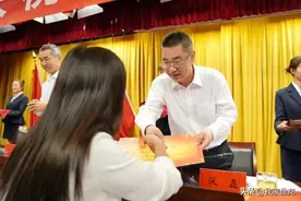 致敬，引路人！（附表彰名单）图片