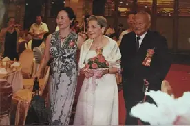 法国老太李丹妮：为等中国初恋，单身50多年，80多岁再续前缘图片