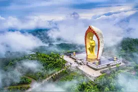 中国香火旺盛的寺庙，不收门票斋饭随便吃，禁止一种人进入图片