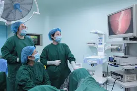 省妇幼保健院九龙湖院区成功实施首例妇科微创手术图片