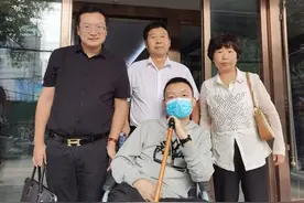郭威女儿悦悦：我爸爸永远不姓郭，应该姓姚，网友一片称赞图片