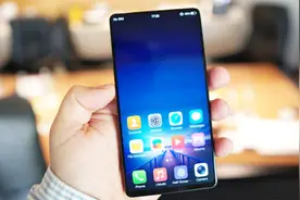 双屏设计确认！vivo NEX2真机曝光：背部摄像头造型奇特视频封面