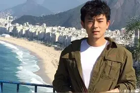 美国抗议逃跑人群中，又出现了这个熟悉的福建人图片
