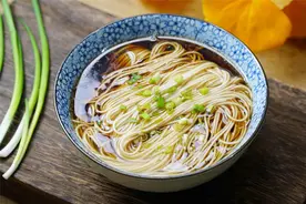 重阳节，老人要登高吃面，6种“长寿面”做法分享，寓意长寿安康图片
