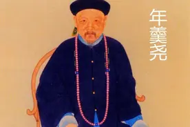 年羹尧征战归来，皇帝领百官跪地相迎，他却连马都不下，雍正：杀图片