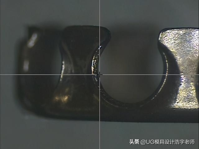 一体式保持架冲压模具优化改进