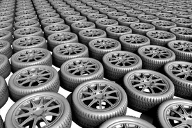 美国人修路为何要把轮胎埋进马路？我国能效仿吗？看完长见识了图片