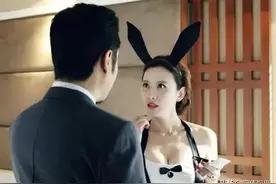一种“兔女郎”叫张萌，甘愿为艺术“献身”图片