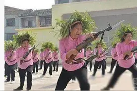 广场舞大妈为何如此疯狂图片