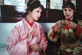 薛姨妈：以亲戚的身份长住贾家，目的不是避祸，而是金玉良缘图片