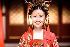 才女出上联：“白发老翁，走开些，今生莫想”，老头巧妙对出下联图片