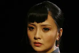 被迫“卖肉”为生的小福子，为何却成了压死骆驼的最后一根稻草？图片