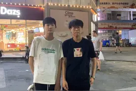 乐言直播回应包子事件，被弹幕搞崩心态破口大骂图片