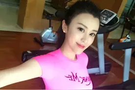 重庆卫视主持人，美女 赵怡然图片