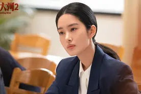 靠穿搭出圈的杨采钰，为什么一演戏就让人出戏？图片