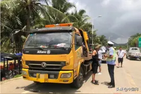 一货车高速上缓慢行驶还超员，竟是为了给电影取景？图片