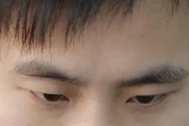 老话常说：“50出毫命方长”，指的是什么？眉毛长短暗示着啥？图片