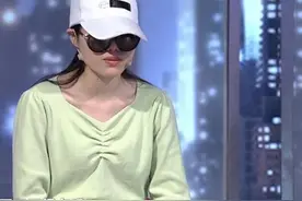 女，24岁啃老族，上海租房，不工作宅家打游戏，立志嫁个有钱人图片