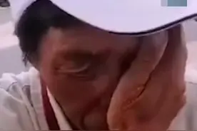 因阻止小孩随地小便，保洁阿姨被孩子家长骂哭：害怕会因此罚钱图片