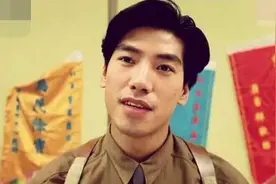 越老越面善的“乌鸦哥”，如今已掀不动桌子了，慢慢淡出影视圈图片