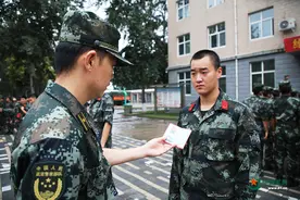 士官晋级考核“闯关”，看他们如何凭本领“升级”图片