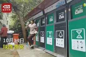 47岁保洁大姐跳霹雳舞走红图片