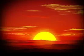 《易经》灵溪可潜盘，安事登云梯。漆园有傲吏，莱氏有逸妻.46图片