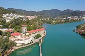 静修、吃竹、泡温泉，好玩又便宜，我们在这里玩嗨了！图片