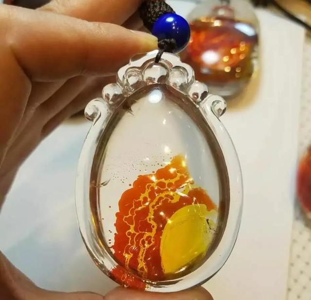 水晶黄胶花 2026年水晶黄胶花是染色的吗