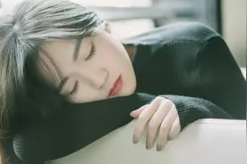 如果异性间有缘无分，做不了爱人，可以用3种方式继续相处图片