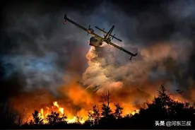 凉山森林山火频发，灭火飞机大量应用是否可以避免人员伤亡图片