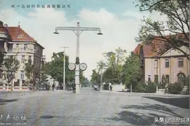 老照片，三十年代的天津，街道很整洁随处可见外国租界图片