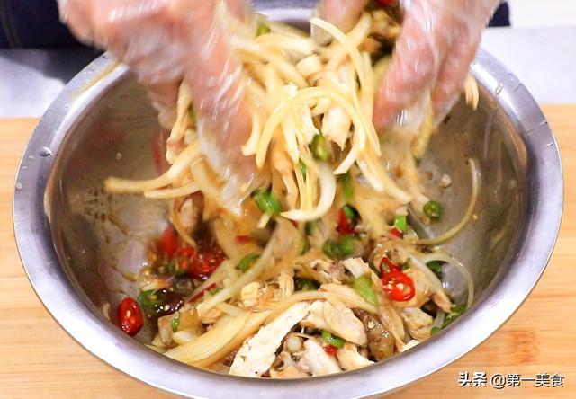 新疆麻椒鸡家常做法，料汁才是关键，厨师长分享给你，麻而不燥