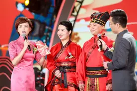 爱在庐山，相伴一生：集体婚典书写甜美“庐山恋”，第二届庐山国际爱情电影周温暖落幕图片