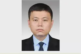 《明朝那些事儿》作者拟任副局职背后：版税收入超4000万，曾连续7届荣登中国作家富豪榜图片