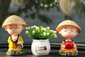 “抠门的人，一般都很倒霉”：小气人的四个缺陷，聪明反被聪明误图片