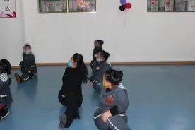 战疫 | 监狱女民警们不一样藏历新年图片