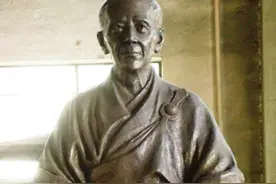 徐恒志老人：当今维摩诘，25岁修行佛法，功德圆满时出现瑞相图片