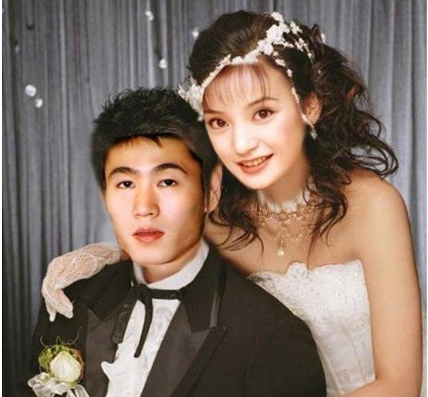 赵薇离婚消息真假? - 离婚百科网