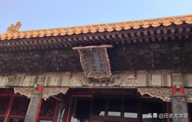 古代的东宫西宫中宫里都住着什么人，为什么没有南宫北宫呢