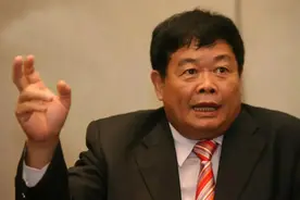 福耀新厂招工，机关写字条的100多个，曹德旺：递条子一个不要图片